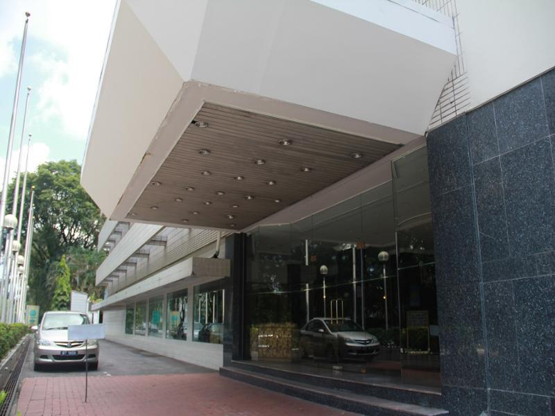 Terrace Hotel Μπαντάρ Σερί Μπεγκαβάν Εξωτερικό φωτογραφία