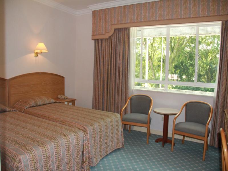 Terrace Hotel Μπαντάρ Σερί Μπεγκαβάν Εξωτερικό φωτογραφία